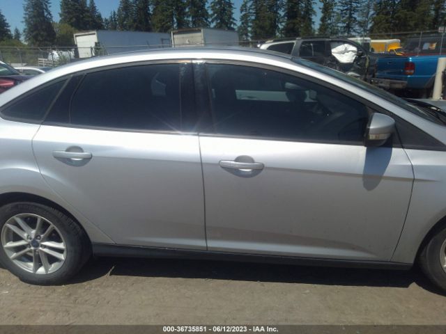 1FADP3F21HL348266 Ford FOCUS SE