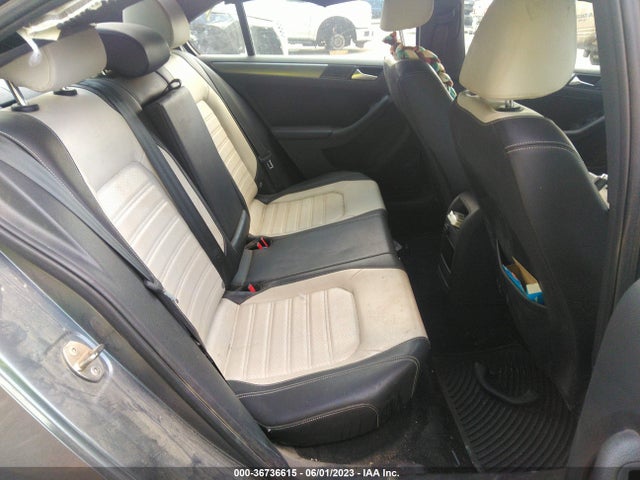 3VWB17AJ7GM215546 Volkswagen Jetta Sedan 1.8t Sport