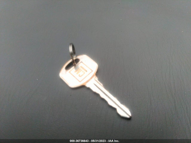 2003 BUICK CENTURY CUSTOM VIN: 2G4WS52J031281891