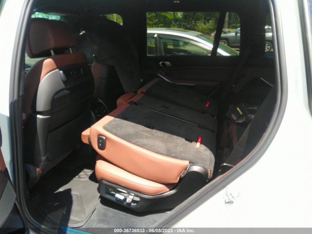 5UXCW2C08N9M52735 BMW X7 Xdrive40i