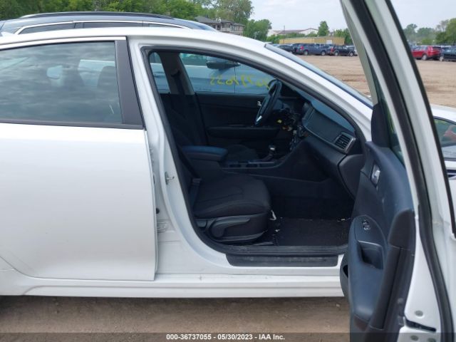 5XXGT4L32JG265554 KIA Optima Lx
