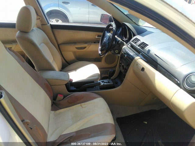 2006 MAZDA MAZDA3 VIN: JM1BK12F261456062