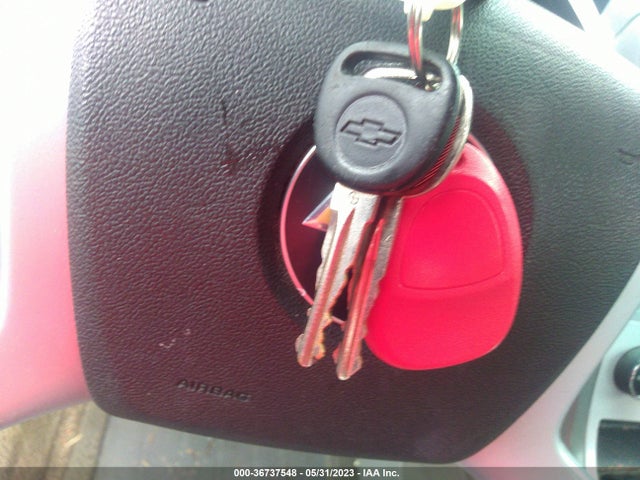 2008 CHEVROLET EQUINOX LS VIN: 2CNDL13FX86009107