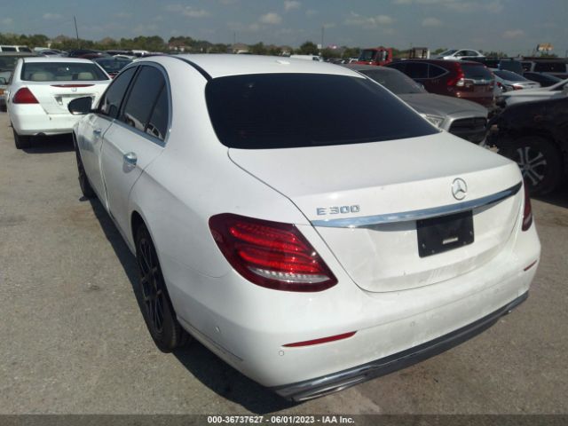 WDDZF4JB1HA097699 Mercedes-Benz E-class E 300