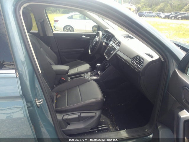 3VV3B7AX1MM023996 Volkswagen Tiguan Se/se R-line Black/sel