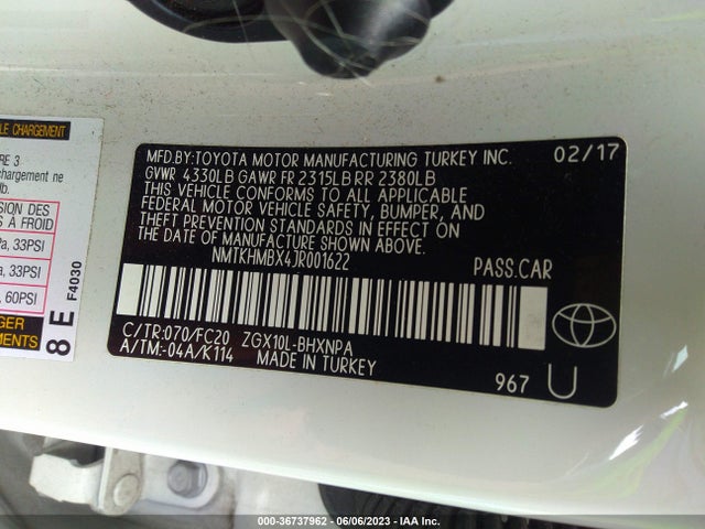 Toyota C-HR XLE 2018 NMTKHMBX4JR001622 Image 9