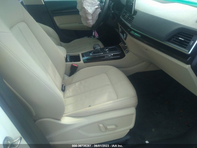 WA1BNAFY1J2230479 Audi Q5 Premium Plus