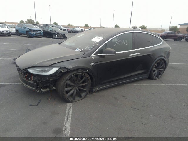 2021 Tesla Model X, VIN: 5YJXCBE20MF325430