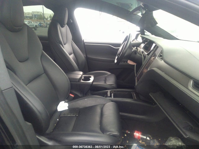 2021 Tesla Model X, VIN: 5YJXCBE20MF325430
