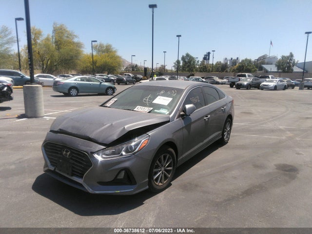 Hyundai SONATA SE 2018 5NPE24AF0JH721613 Image 2