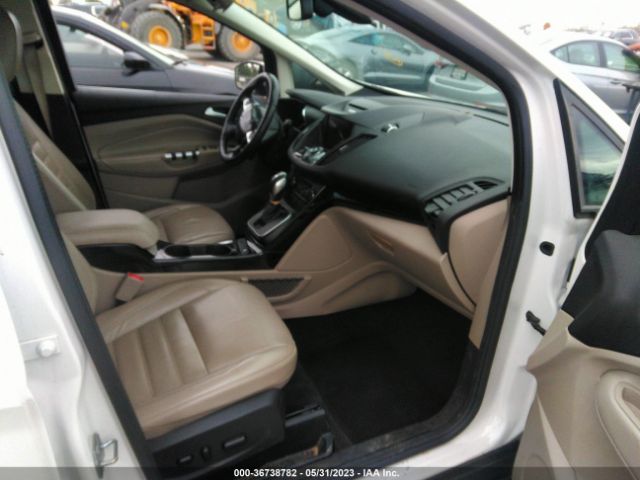 1FADP5FU8HL115921 Ford C-max Energi Titanium
