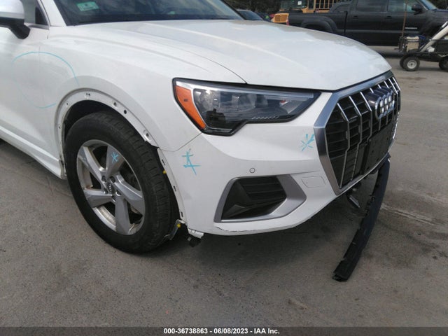 WA1AECF35L1042150 Audi Q3 PREMIUM