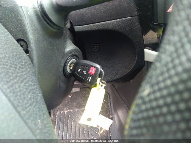Toyota COROLLA LE 2016 5YFBURHE1GP533590 Image 3