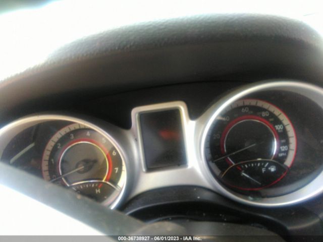 3C4PDCBBXKT749767 Dodge JOURNEY SE