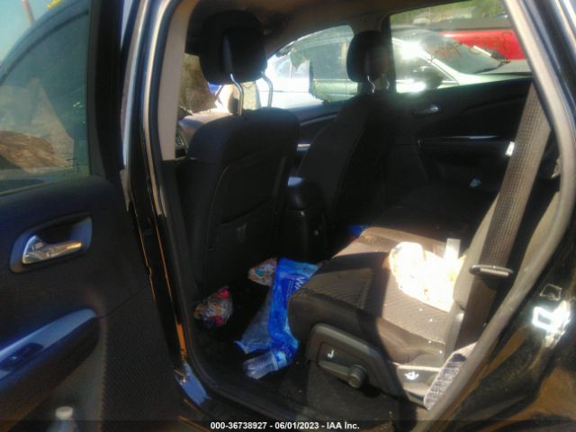 3C4PDCBBXKT749767 Dodge JOURNEY SE