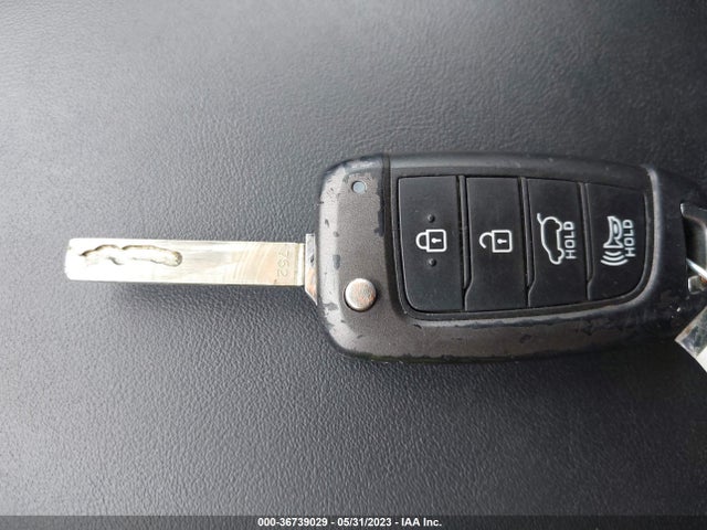Hyundai Santa Fe Se 2019 5NMS2CAD9KH107959 Image 3