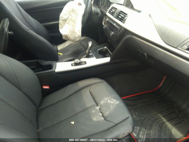 WBA3B1G57ENT00298 BMW 3 Series 320i