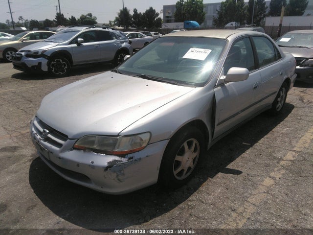 2000 HONDA ACCORD SDN LX VIN: 3HGCG6651YG700343