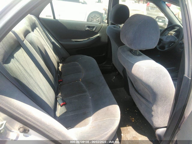 2000 HONDA ACCORD SDN LX VIN: 3HGCG6651YG700343