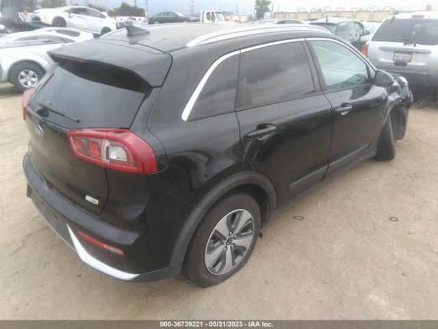 KNDCB3LCXJ5155156 KIA NIRO LX