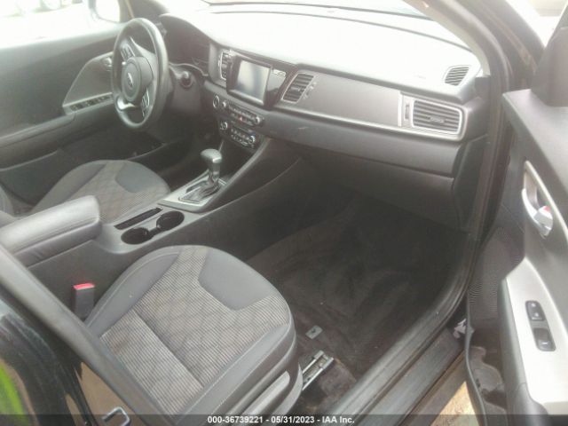 KNDCB3LCXJ5155156 KIA NIRO LX