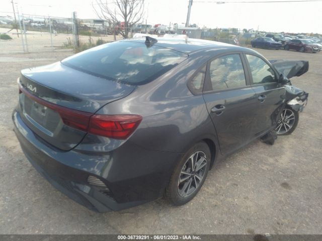 3KPF24AD8PE567961 KIA Forte Lxs