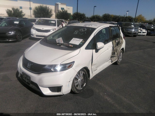 Honda FIT LX 2017 3HGGK5H55HM709460 Image 2