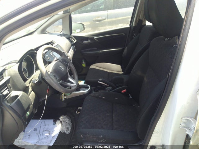 Honda FIT LX 2017 3HGGK5H55HM709460 Image 6