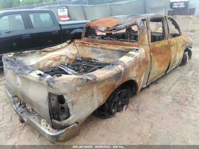 1C6RR7LT3KS613997 RAM 1500 Classic Slt