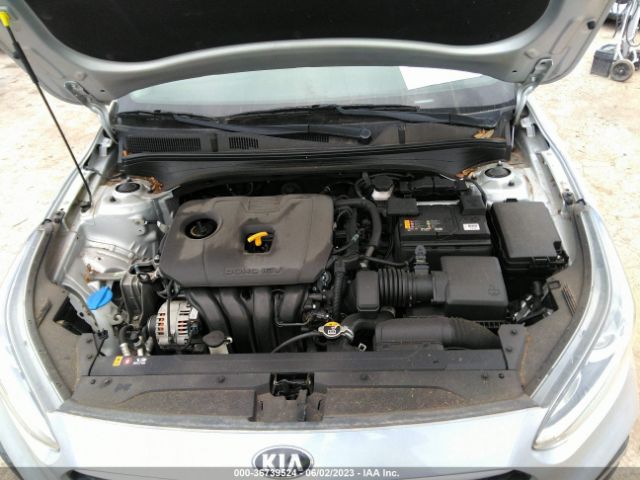3KPF24AD1ME338341 KIA Forte Lxs