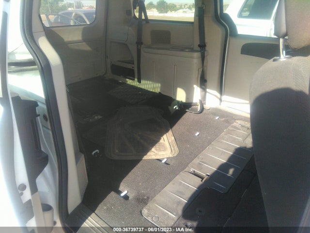 Auction sale of the 2015 Dodge Grand Caravan American Value Pkg, vin: 2C4RDGBG2FR517023, lot number: 36739737