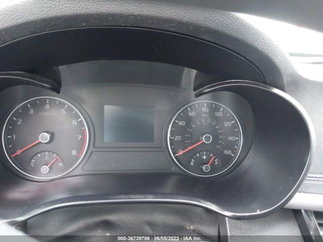 5XXGT4L38HG170698 KIA Optima Lx
