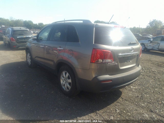2012 KIA SORENTO LX VIN: 5XYKT3A66CG302539