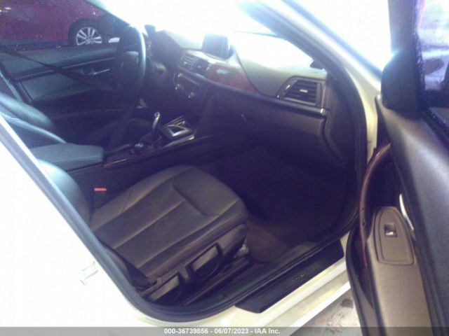 WBA3B1G56FNT02772 BMW 3 Series 320i
