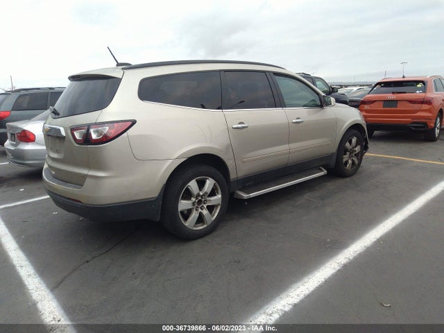 Chevrolet Traverse Lt 2017 1GNKRGKD0HJ186868 Image 4