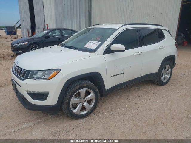 3C4NJCBB7KT762945 Jeep Compass Latitude