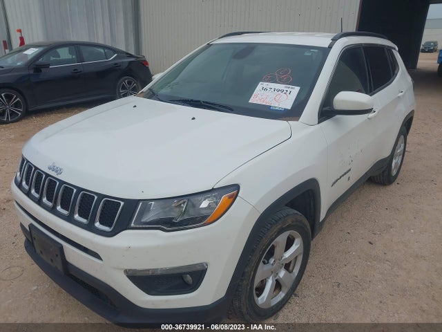 3C4NJCBB7KT762945 Jeep Compass Latitude