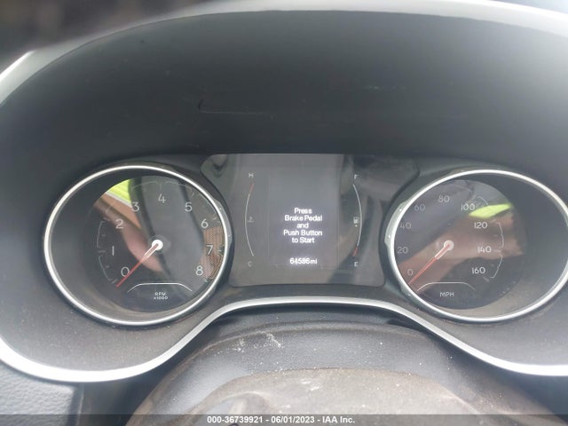 3C4NJCBB7KT762945 Jeep Compass Latitude