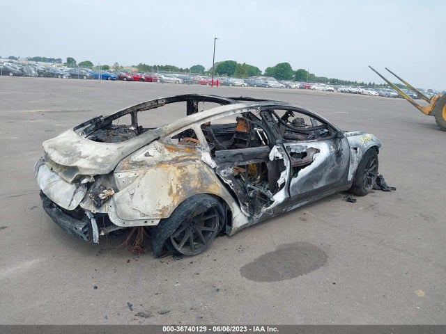 5YJ3E1EB7NF230111 Tesla Model 3 Long Range