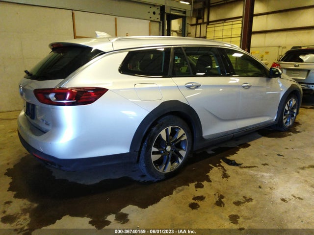 Buick Regal Tourx Preferred 2018 W04GU8SX5J1075584 Image 4