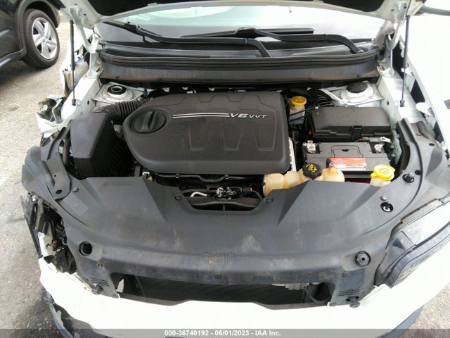 1C4PJLLXXKD312182 Jeep Cherokee Latitude Plus