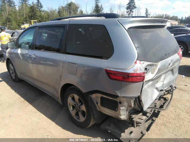 Toyota SIENNA LE 2015 5TDKK3DC8FS640908 Image 4
