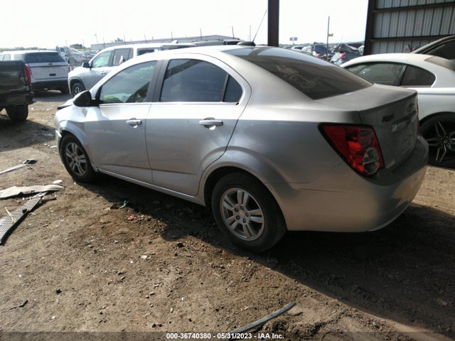 Chevrolet SONIC LT 2016 1G1JC5SH8G4177886 Image 4