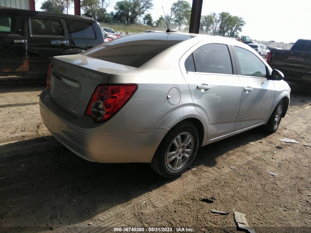 Chevrolet SONIC LT 2016 1G1JC5SH8G4177886 Image 5