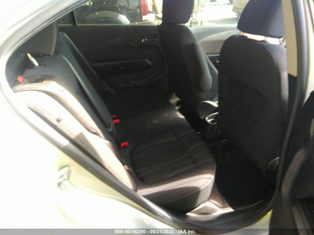 Chevrolet SONIC LT 2016 1G1JC5SH8G4177886 Image 9