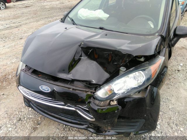 3FADP4EJ9JM101161 Ford FIESTA SE