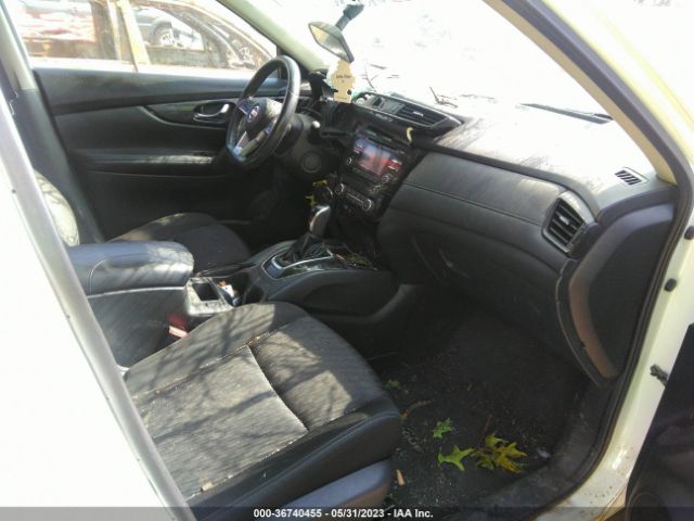 KNMAT2MT6HP586346 Nissan ROGUE SV