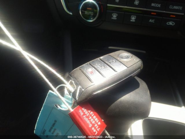 5XXGW4L22KG378338 KIA OPTIMA SX