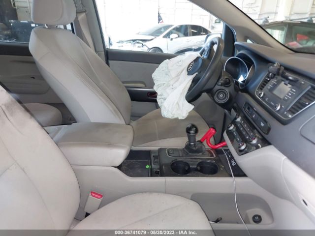 KNDMB5C1XF6024065 KIA SEDONA LX