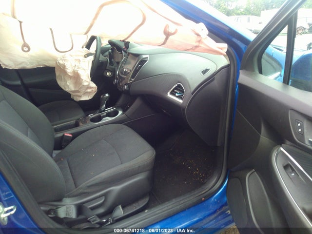 Chevrolet CRUZE LT 2018 1G1BE5SM3J7247151 Image 5